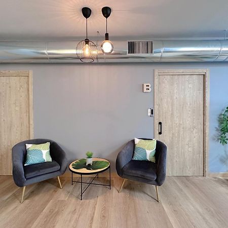 The Pod Suite Hostel Blasco Walencja Zewnętrze zdjęcie