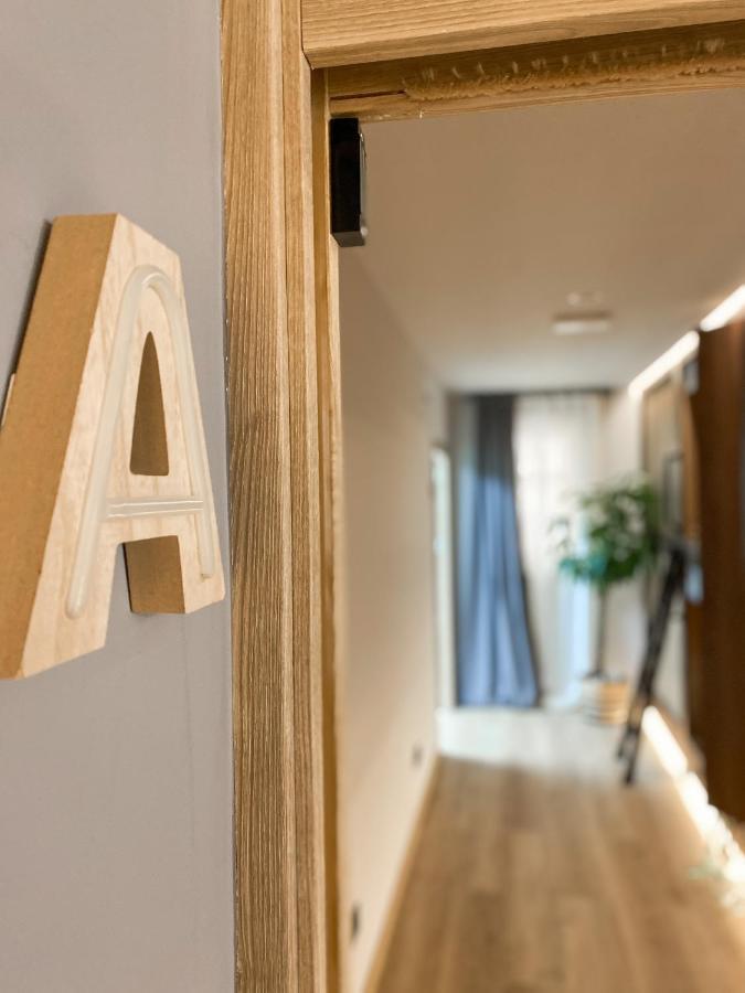 The Pod Suite Hostel Blasco Walencja Zewnętrze zdjęcie