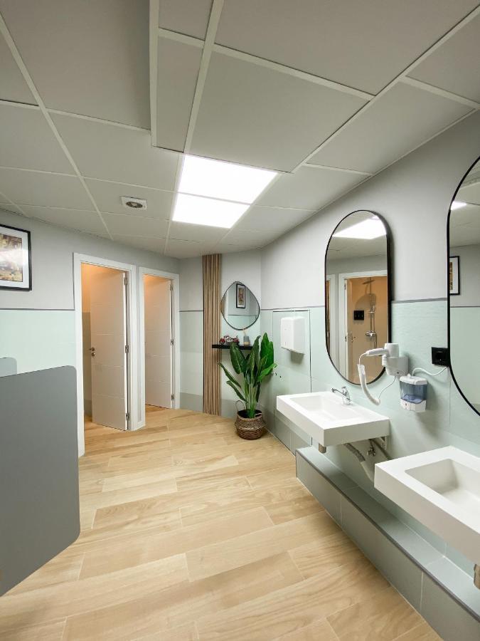 The Pod Suite Hostel Blasco Walencja Zewnętrze zdjęcie