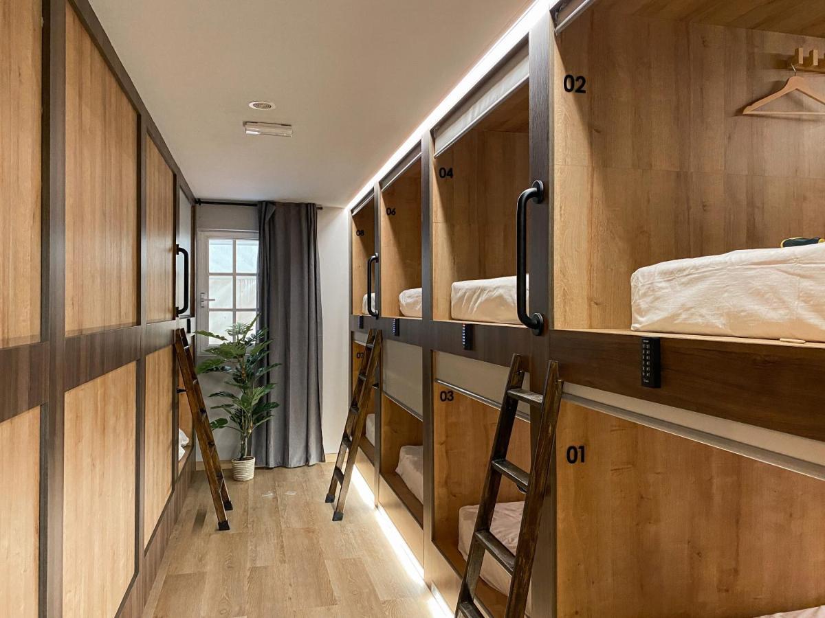 The Pod Suite Hostel Blasco Walencja Zewnętrze zdjęcie