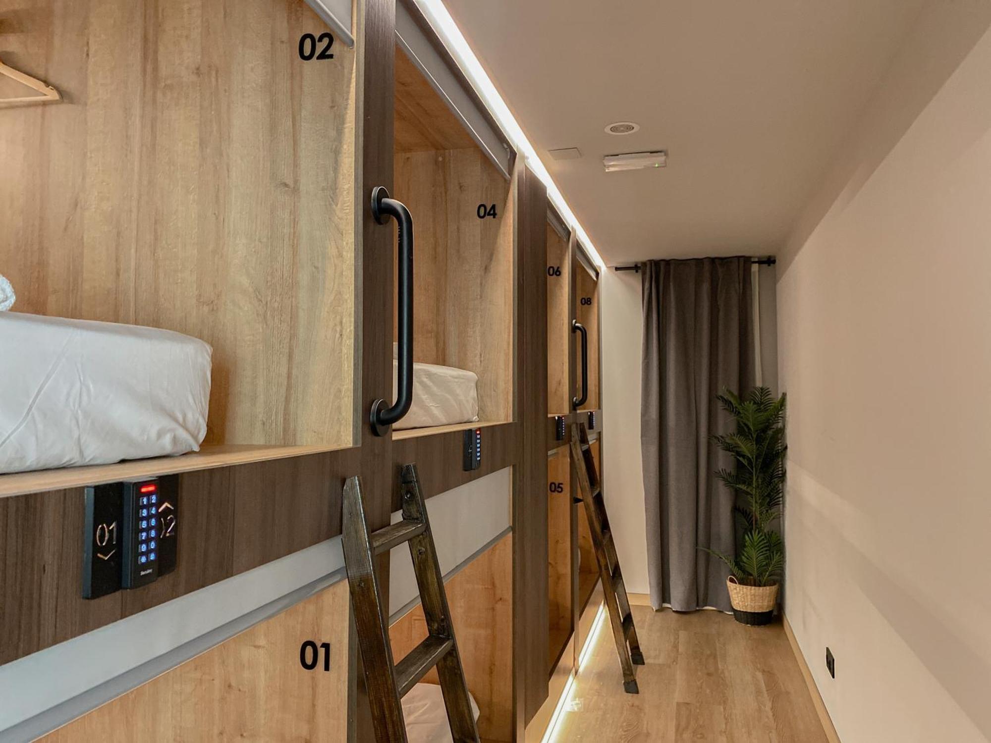 The Pod Suite Hostel Blasco Walencja Zewnętrze zdjęcie